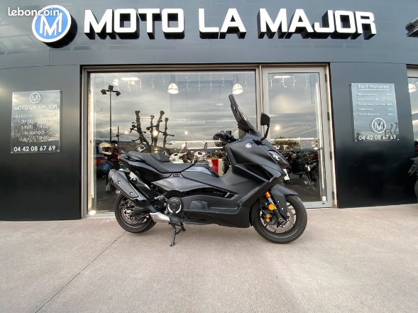 YAMAHA T-MAX 560 TECH MAX A AUBAGNE