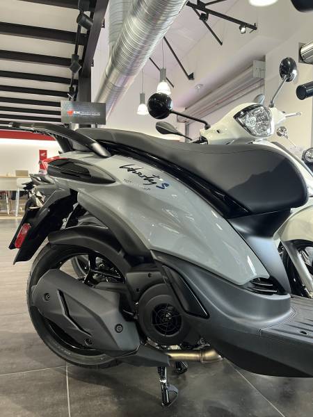 NOUVEAU SCOOTER PIAGGIO LIBERTY 2025