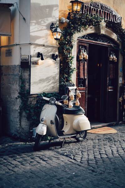 L'été arrive : roulez en Vespa© et profitez de la douceur italienne